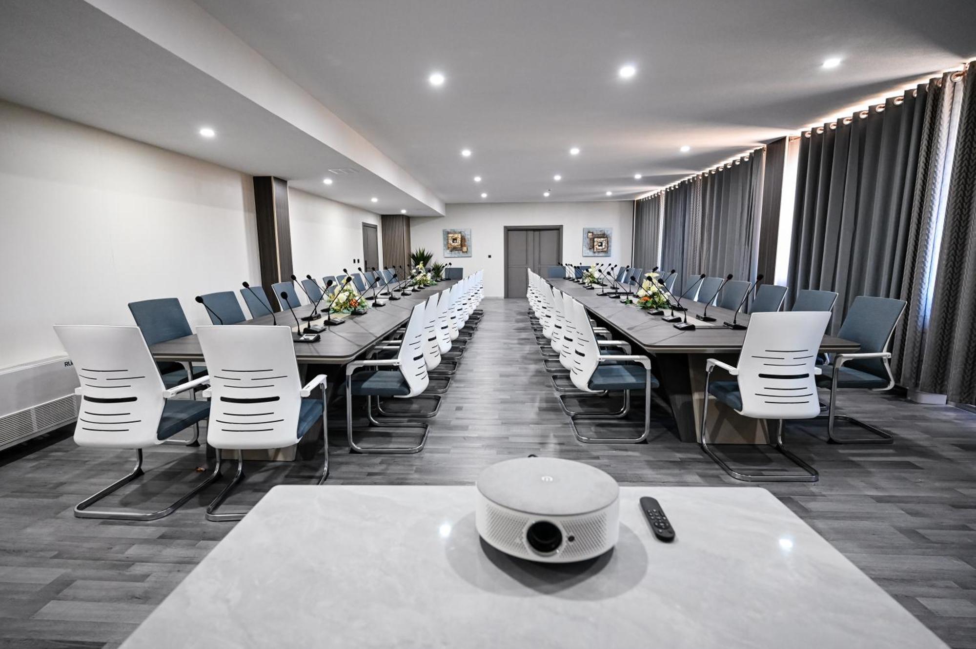 Grey Star Hotel ネゴティノ エクステリア 写真