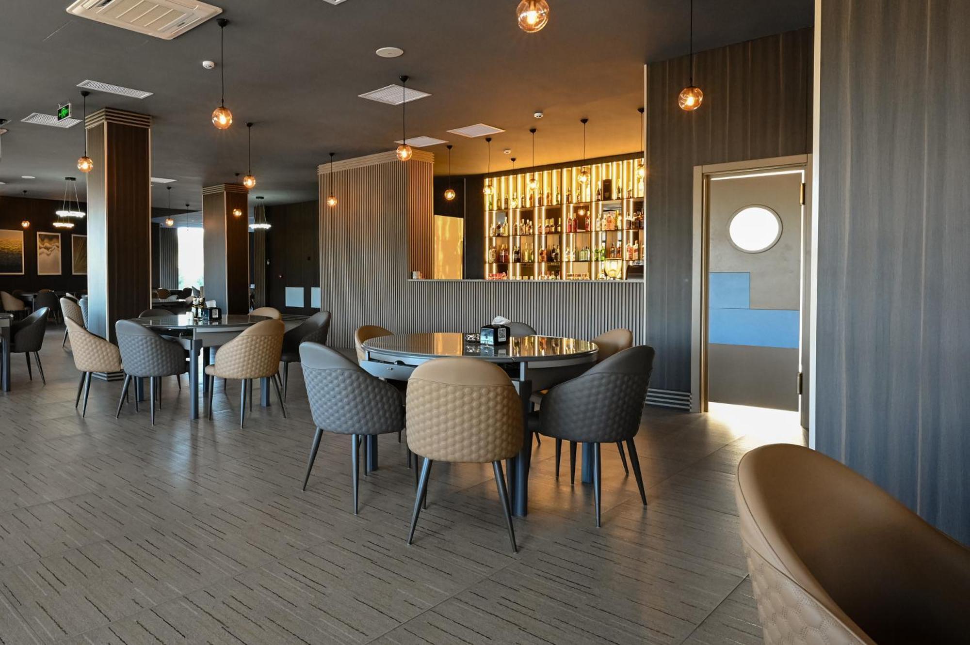 Grey Star Hotel ネゴティノ エクステリア 写真