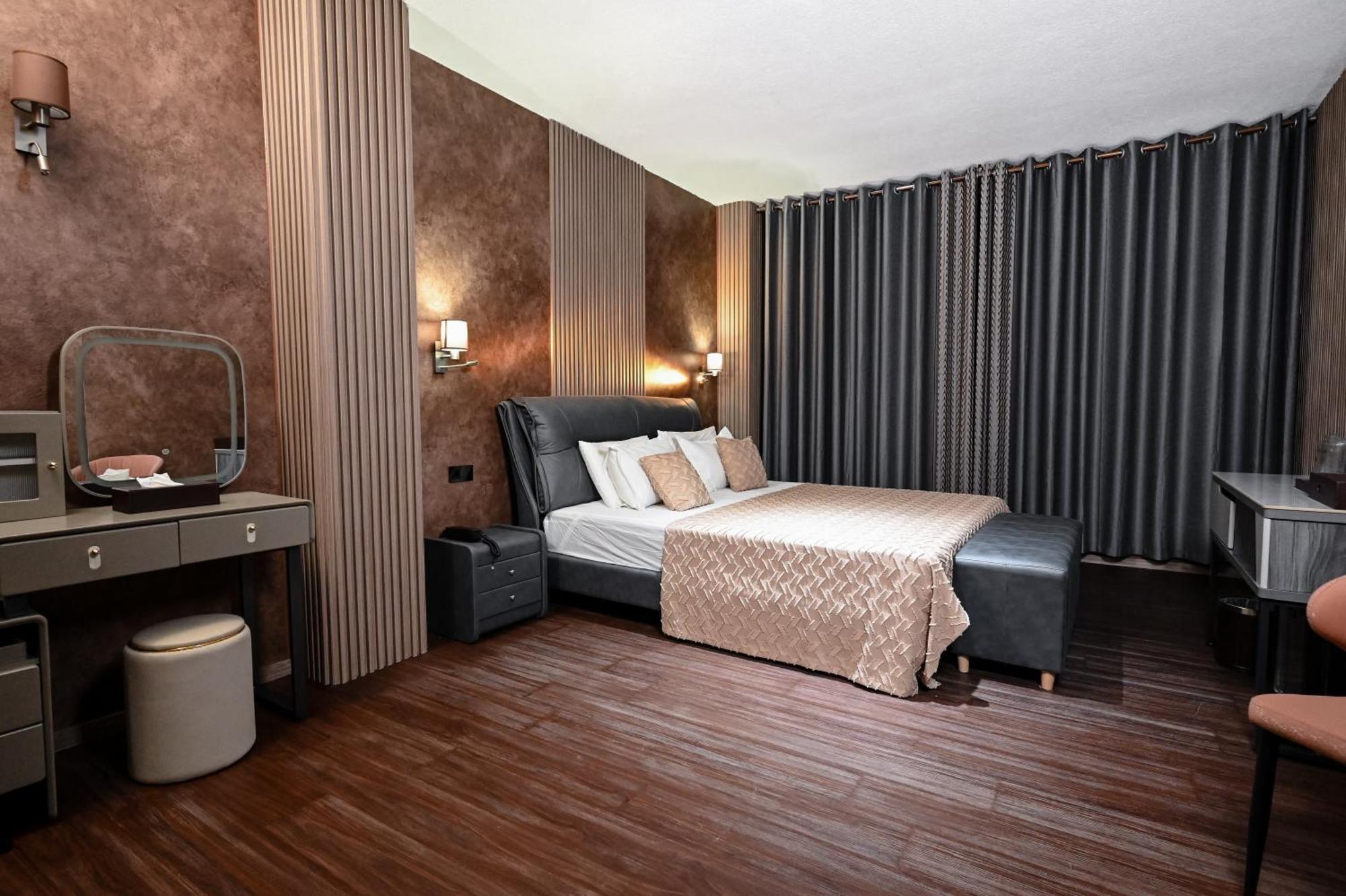 Grey Star Hotel ネゴティノ エクステリア 写真