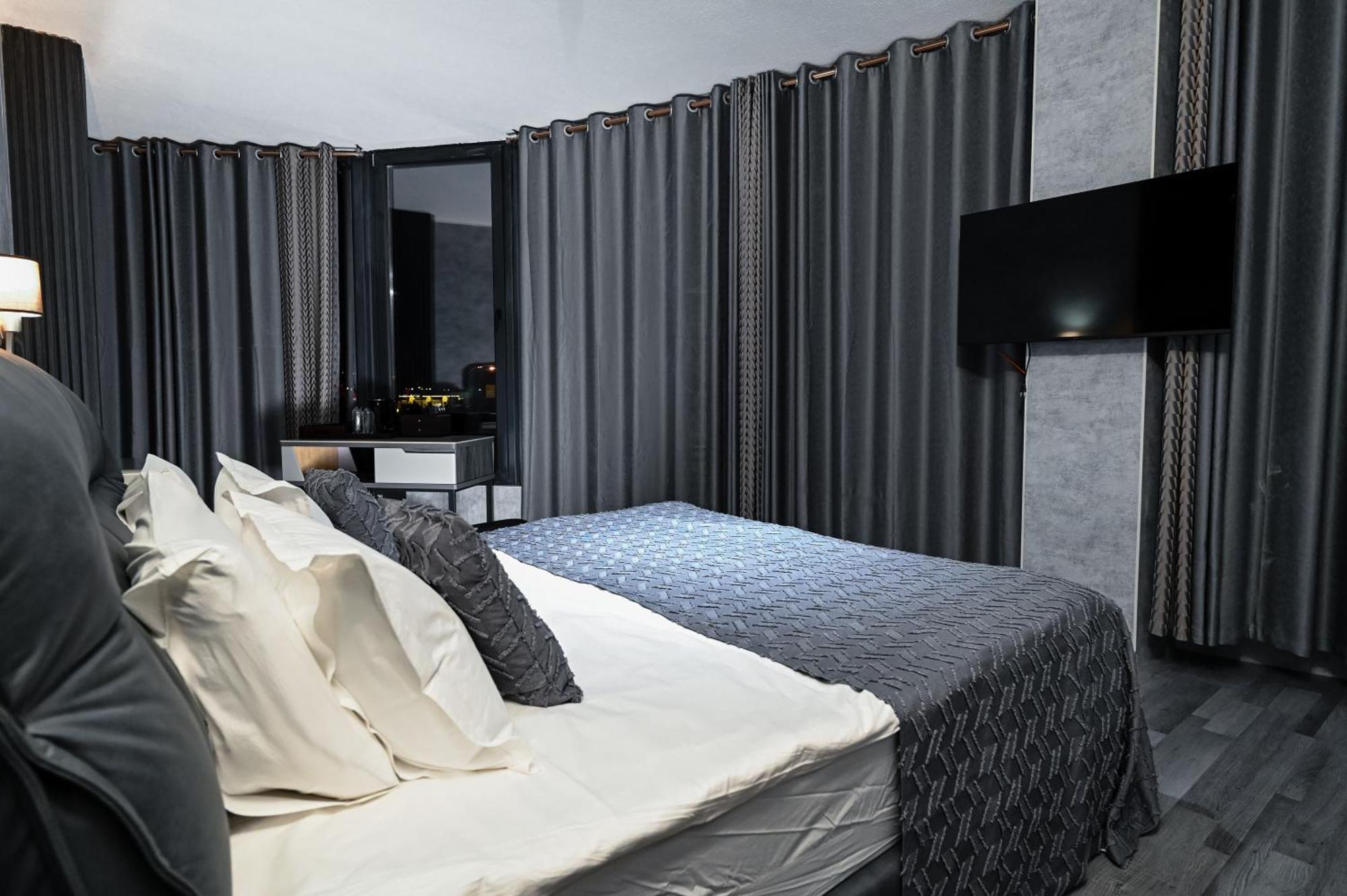 Grey Star Hotel ネゴティノ エクステリア 写真